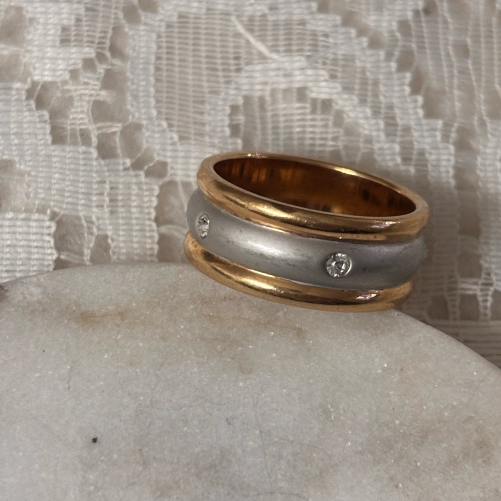 Chic Two-Tone Gold and Silver Ring